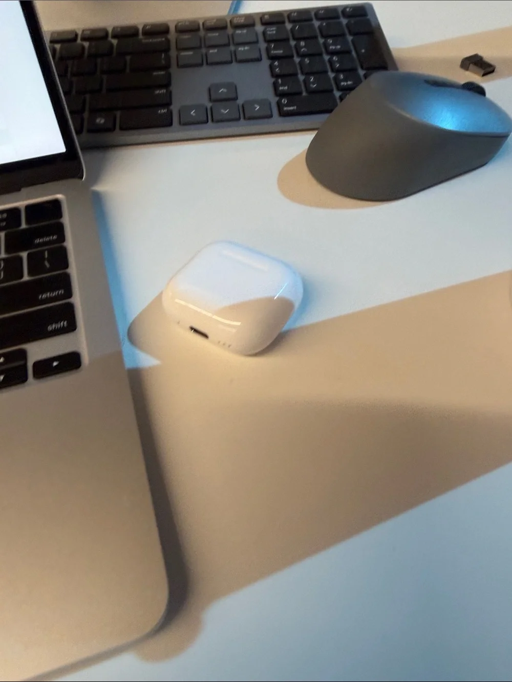 White Wireless Earbuds Charging Case - Brand: